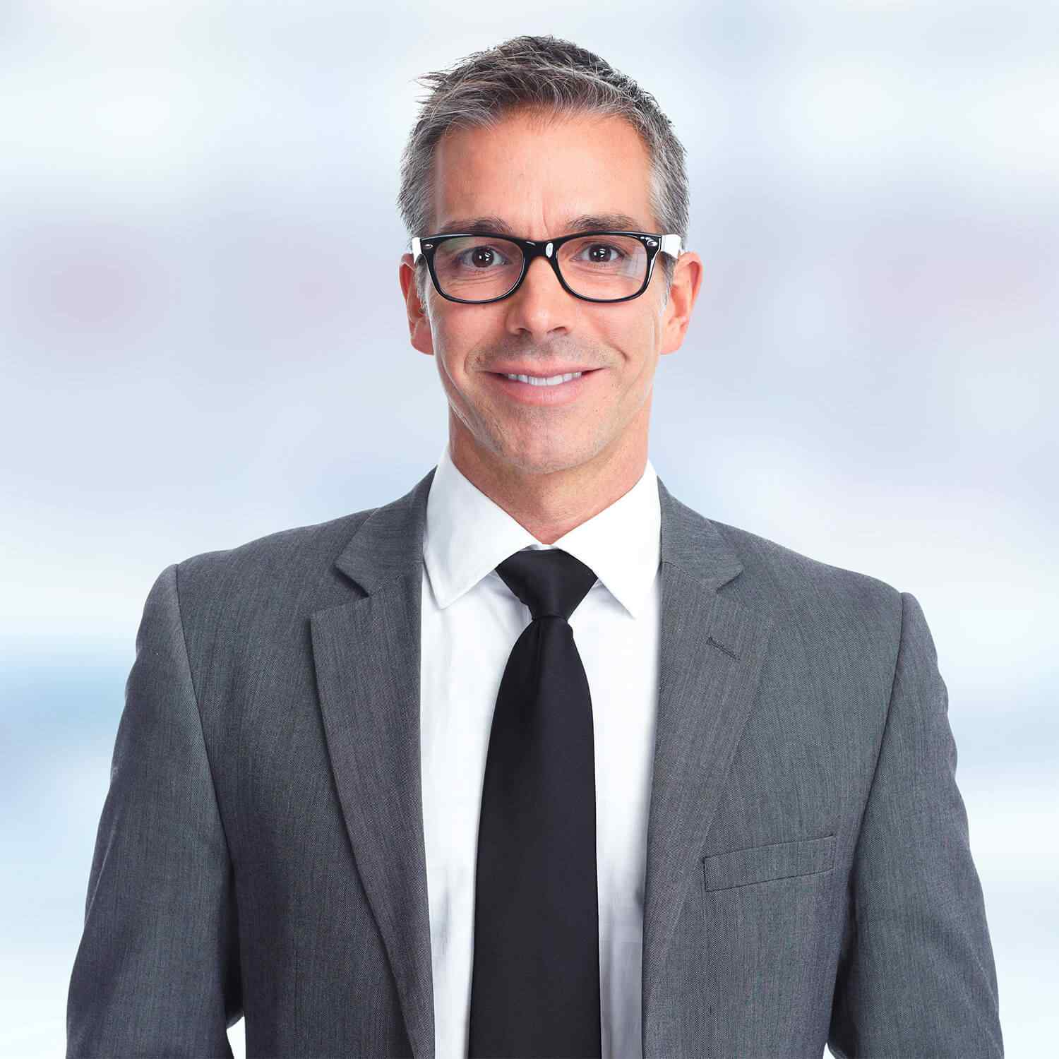 https://franciscaduranpsicologa.com/wp-content/uploads/2018/01/img-team-member-career-03.jpg